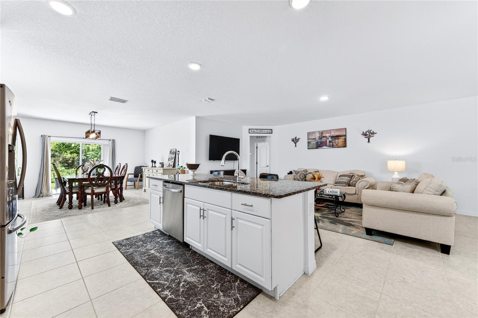 180 DOLPHIN ST SE, PALM BAY, FL, 32909