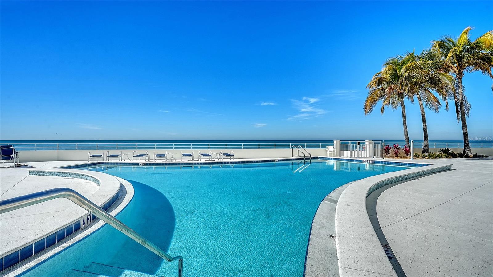 1750 BENJAMIN FRANKLIN DR #5F, SARASOTA, FL, 34236