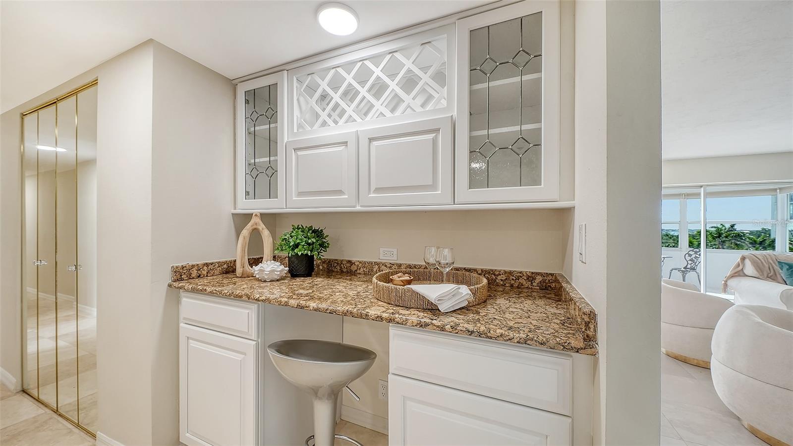 1750 BENJAMIN FRANKLIN DR #5F, SARASOTA, FL, 34236