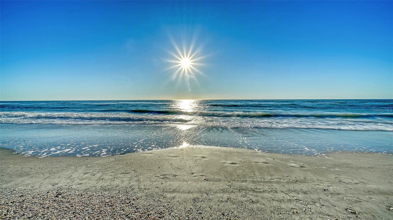 1750 BENJAMIN FRANKLIN DR #5F, SARASOTA, FL, 34236