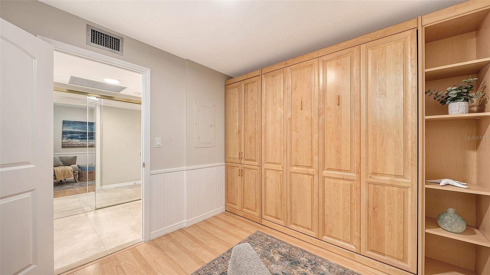 1750 BENJAMIN FRANKLIN DR #5F, SARASOTA, FL, 34236