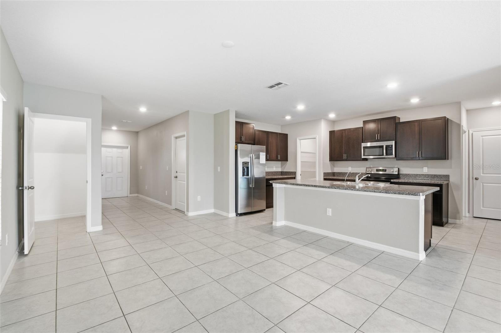 7329 CANTERBURY BELLS CT, TAMPA, FL, 33619