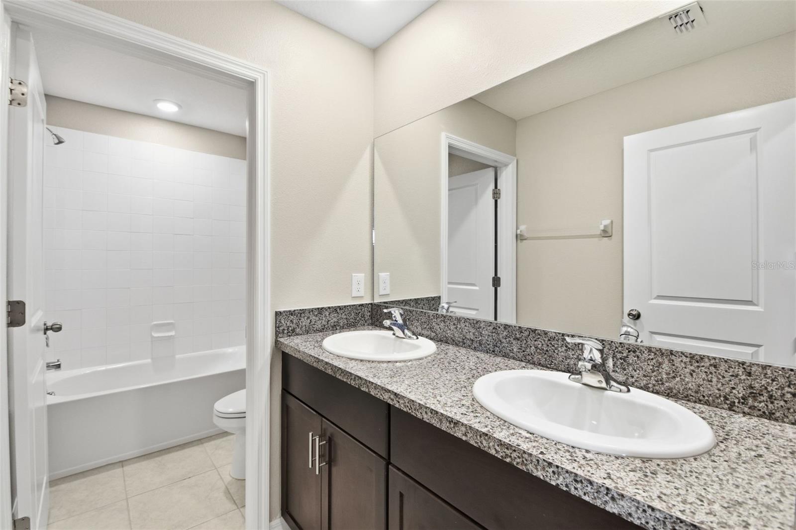 7329 CANTERBURY BELLS CT, TAMPA, FL, 33619
