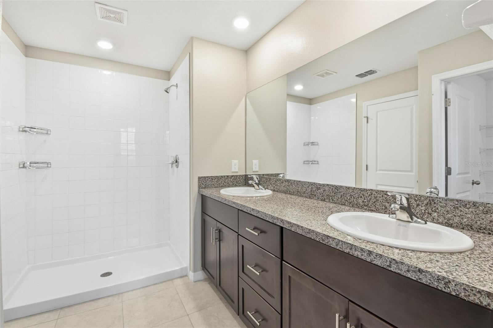 7329 CANTERBURY BELLS CT, TAMPA, FL, 33619