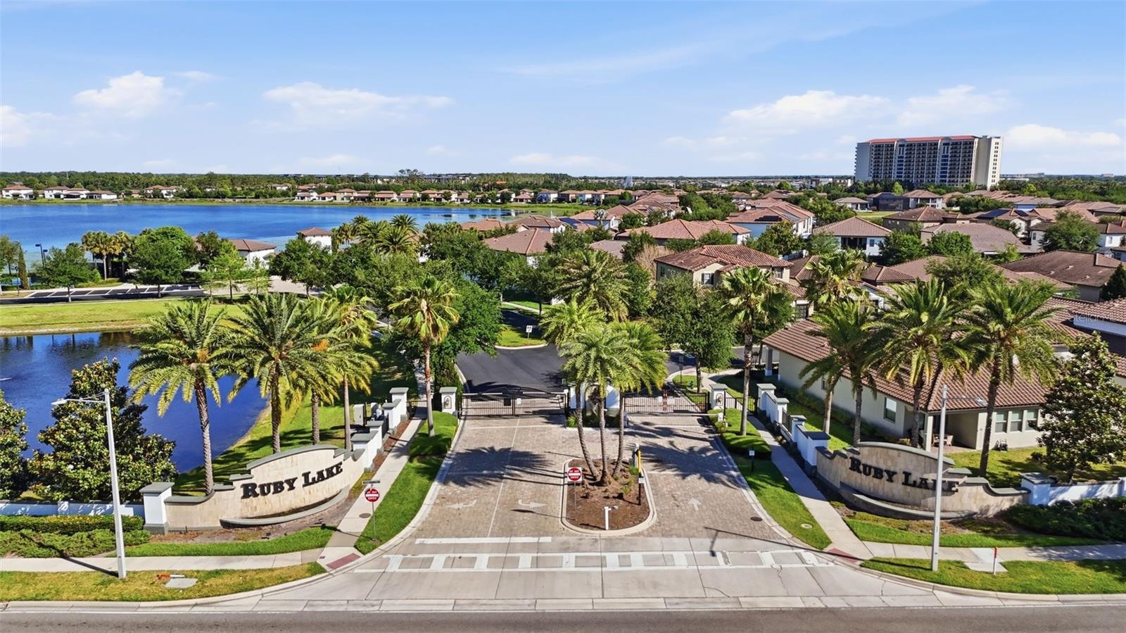 10902 CITRON OAKS DR, ORLANDO, FL, 32836