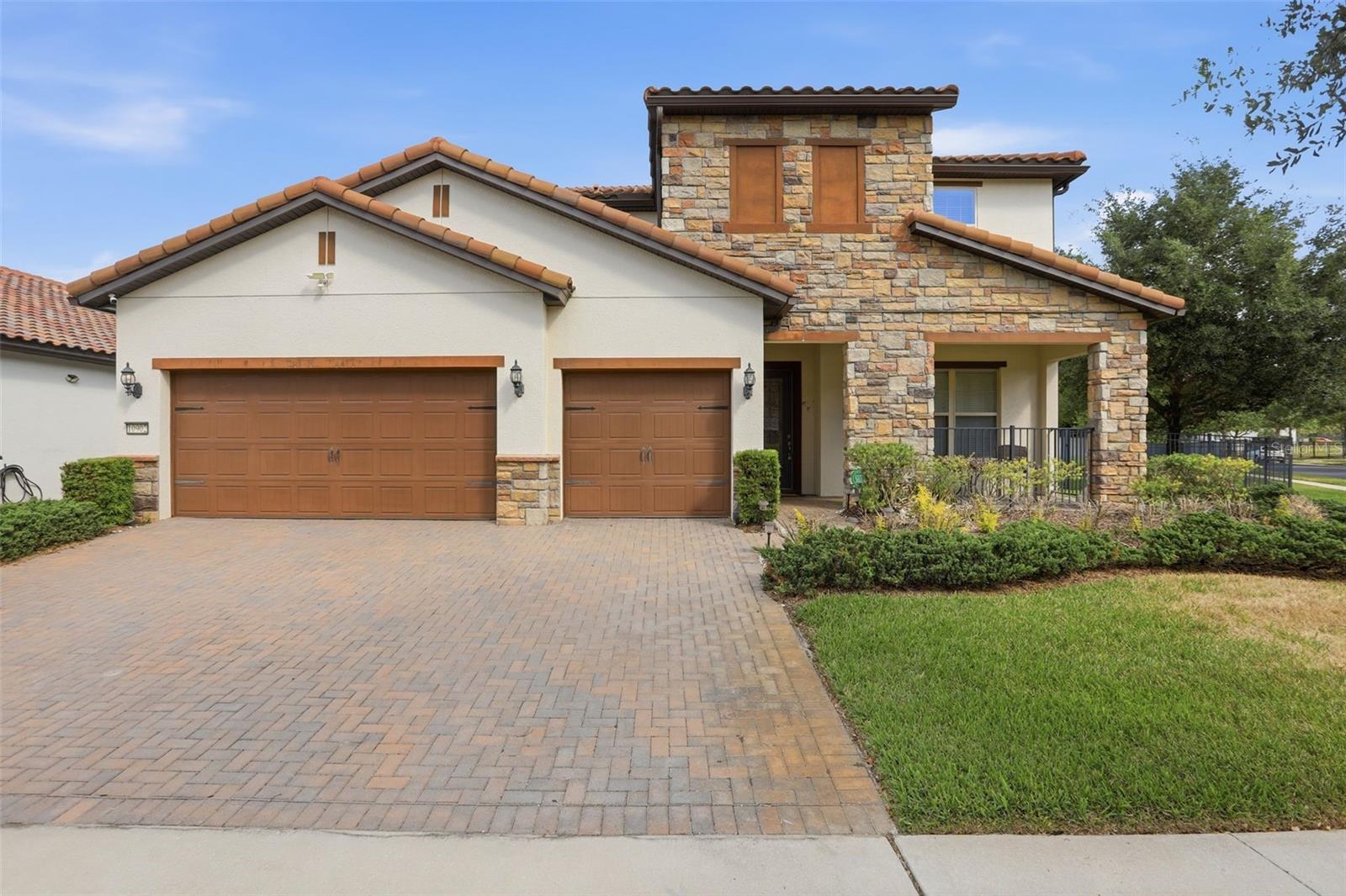 10902 CITRON OAKS DR, ORLANDO, FL, 32836