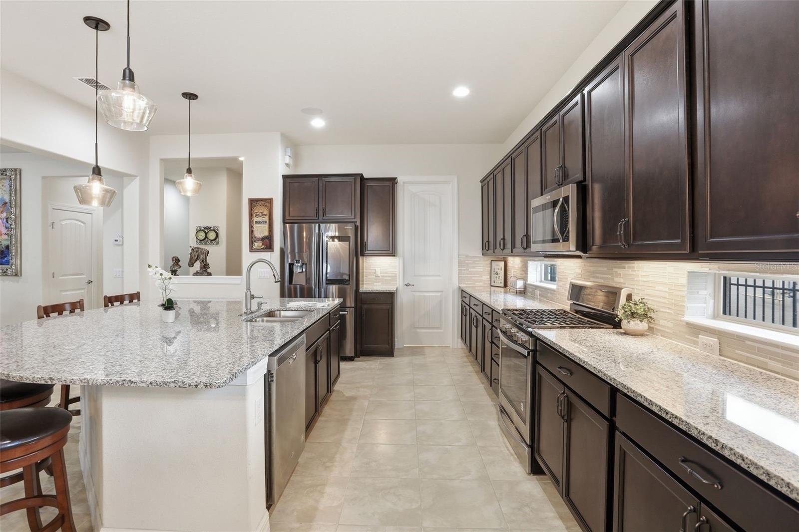 10902 CITRON OAKS DR, ORLANDO, FL, 32836