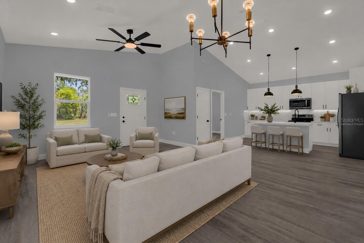 1126 S THOMPSON AVE, DELAND, FL, 32720
