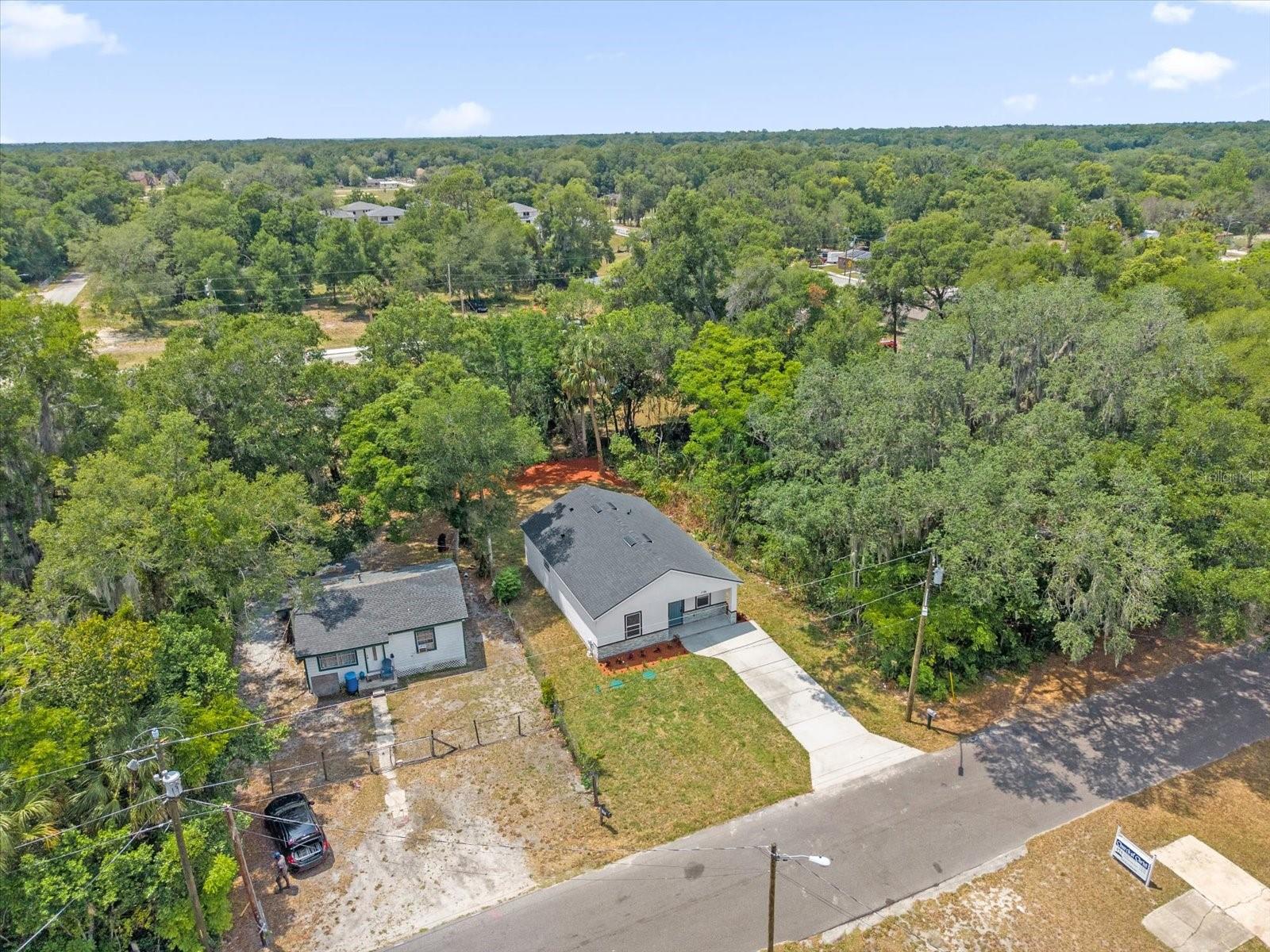 1126 S THOMPSON AVE, DELAND, FL, 32720