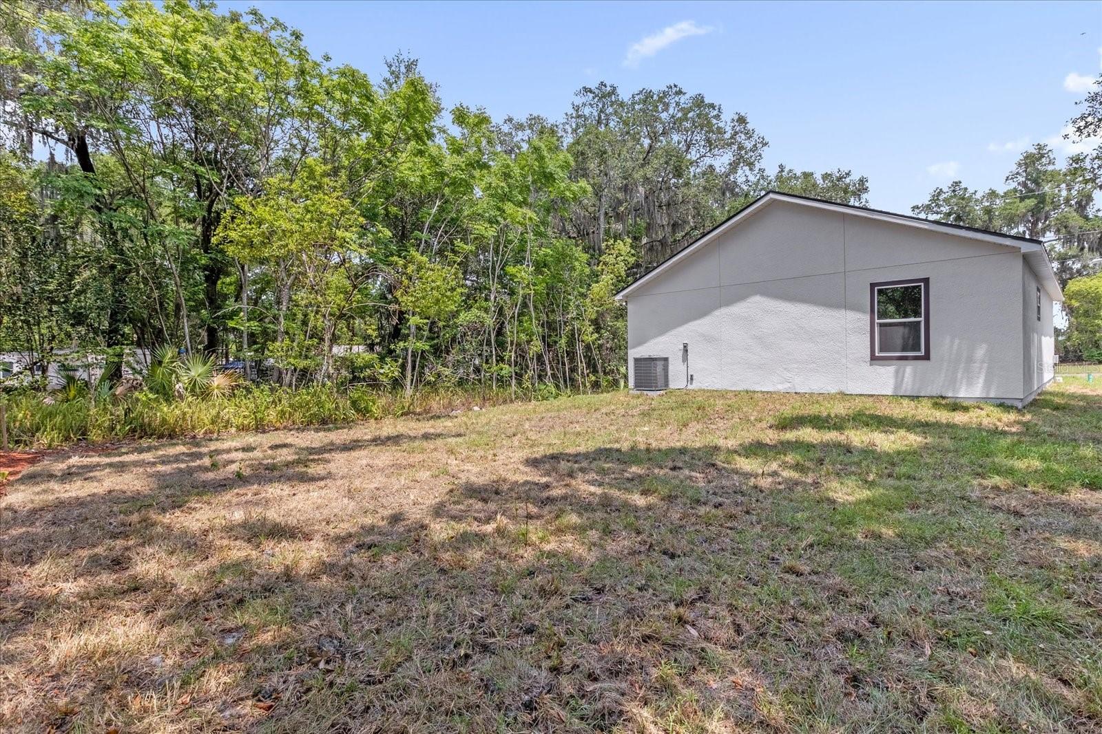 1126 S THOMPSON AVE, DELAND, FL, 32720