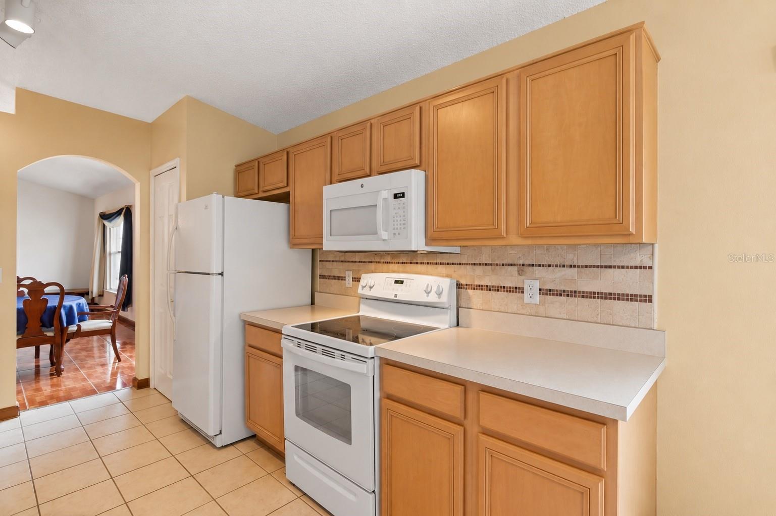 2335 TOPAZ TRL, KISSIMMEE, FL, 34743