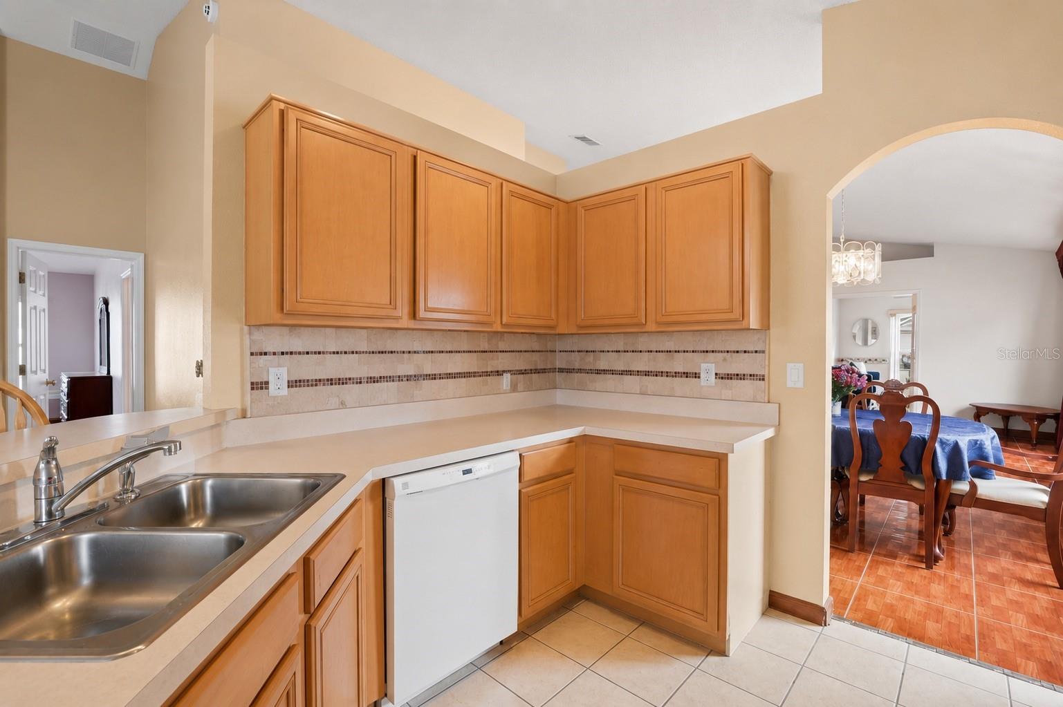 2335 TOPAZ TRL, KISSIMMEE, FL, 34743