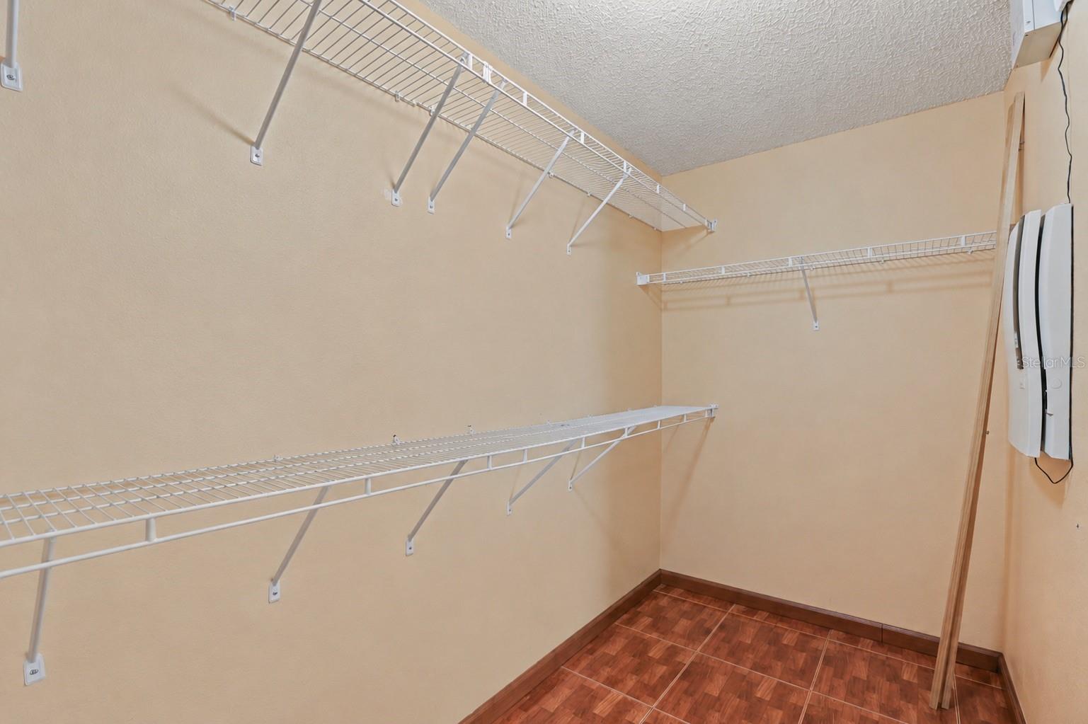2335 TOPAZ TRL, KISSIMMEE, FL, 34743