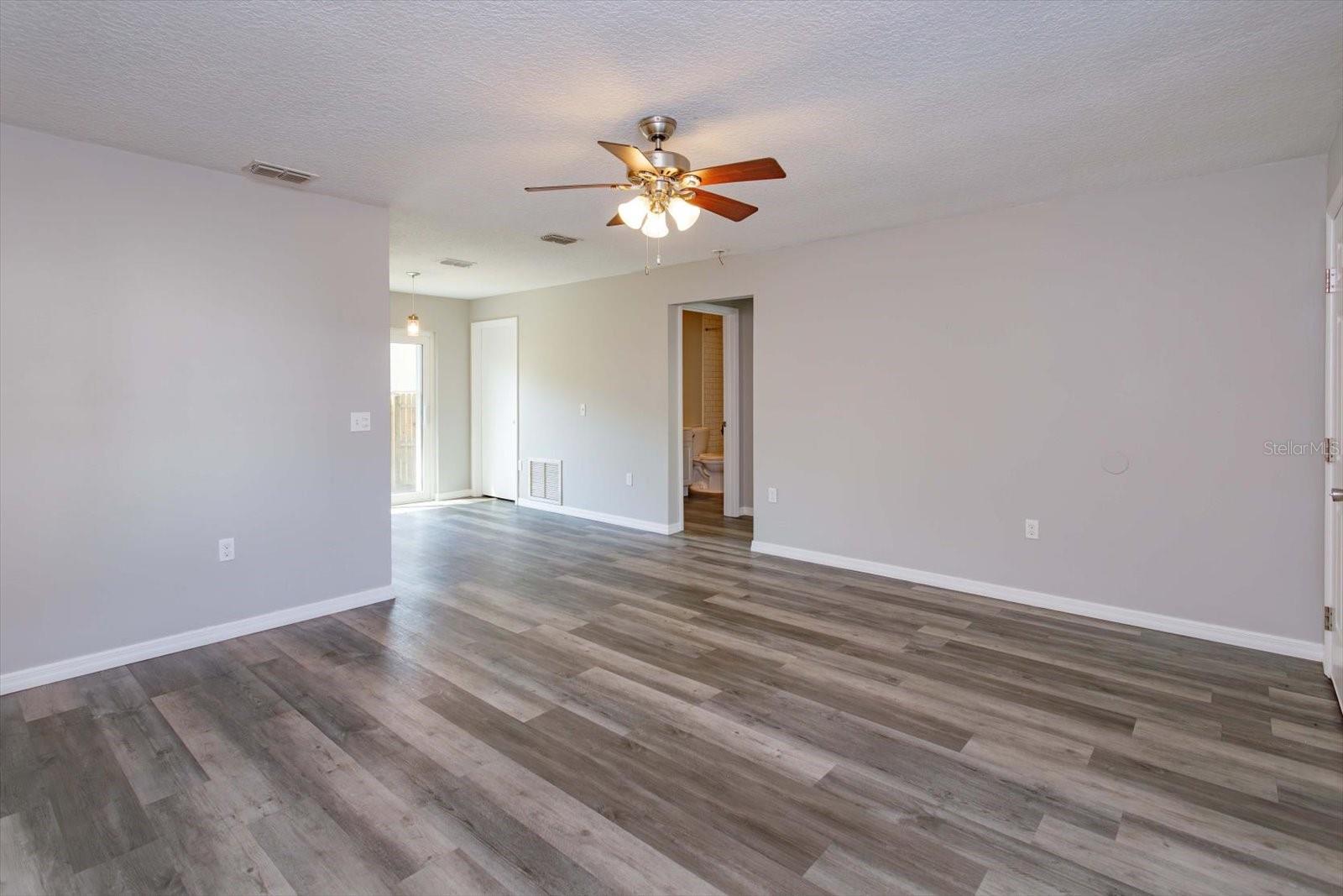 300 BALLARD AVE, DELAND, FL, 32724