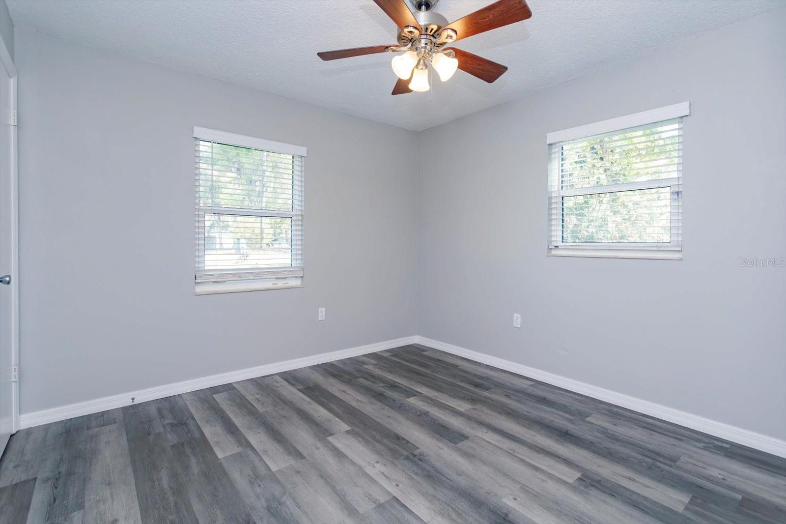 300 BALLARD AVE, DELAND, FL, 32724
