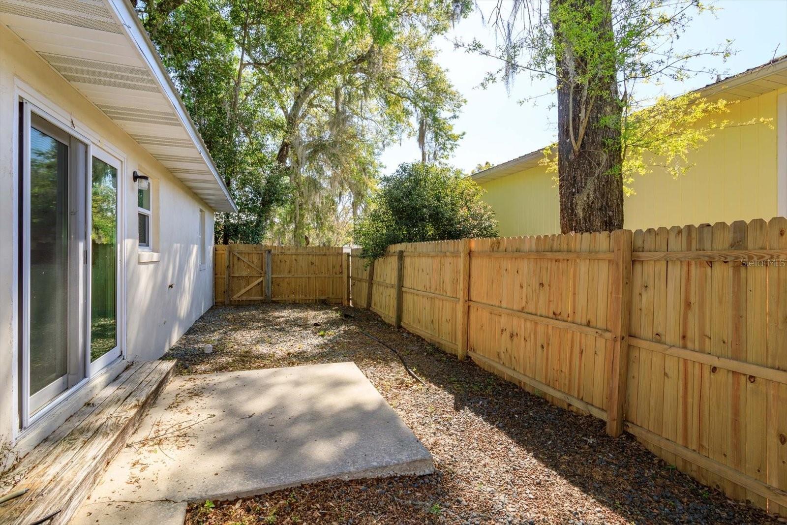 300 BALLARD AVE, DELAND, FL, 32724