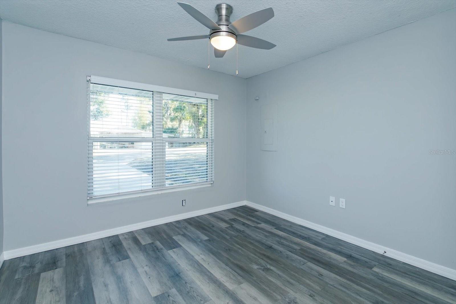 300 BALLARD AVE, DELAND, FL, 32724