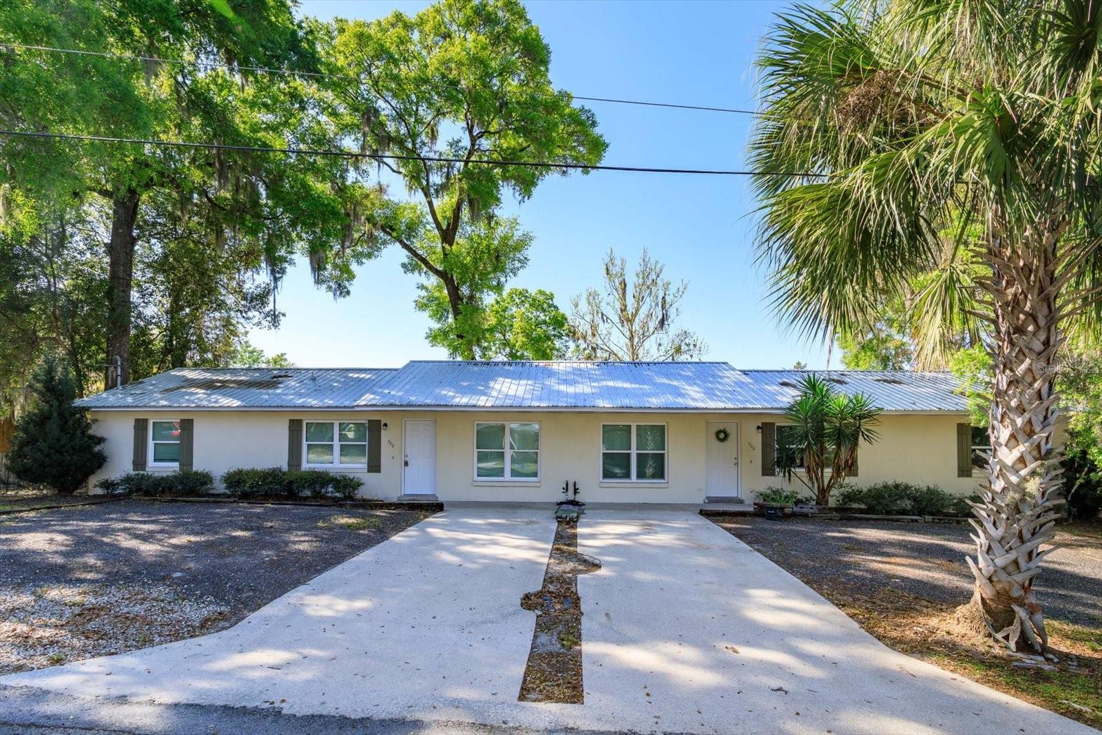 300 BALLARD AVE, DELAND, FL, 32724