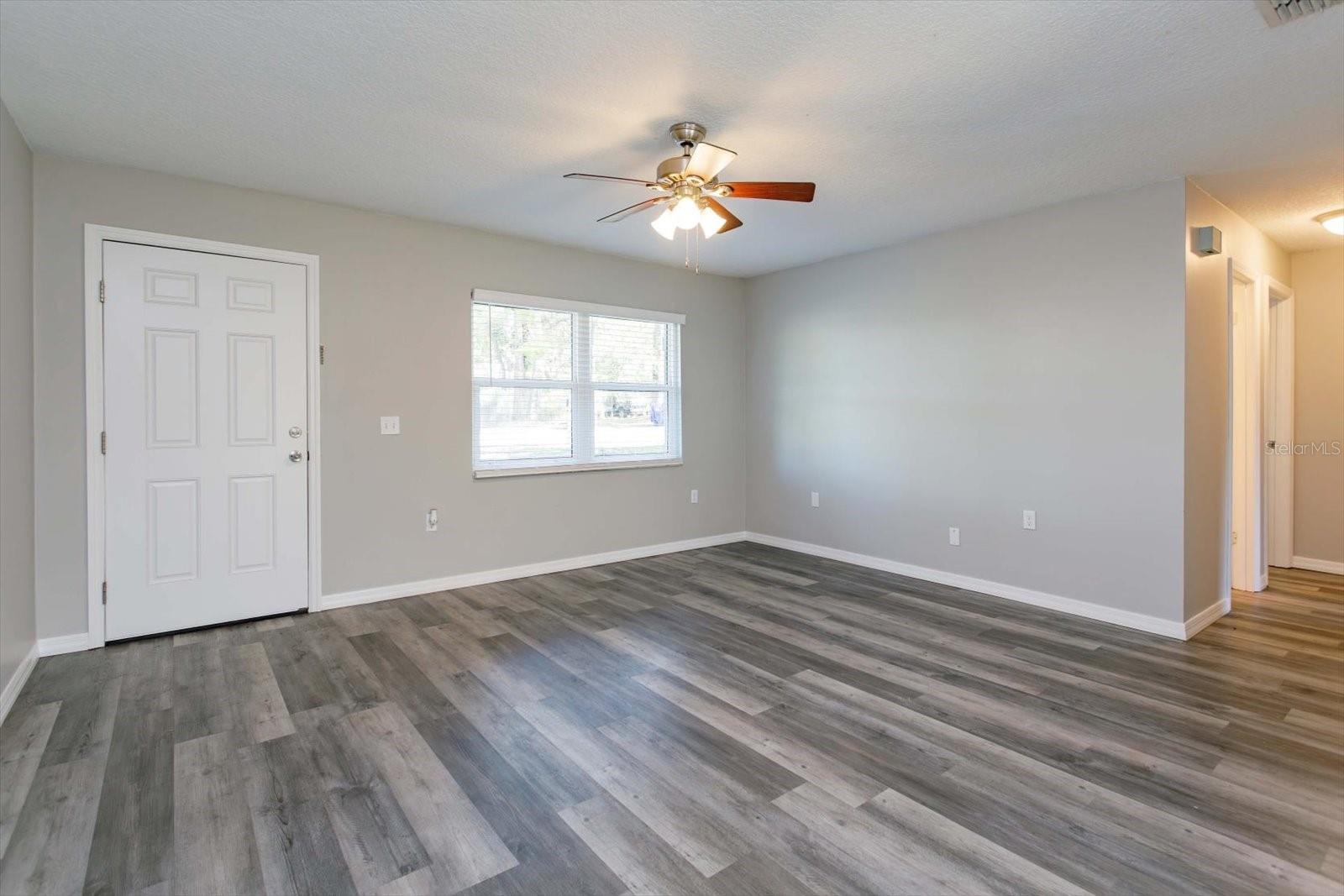 300 BALLARD AVE, DELAND, FL, 32724