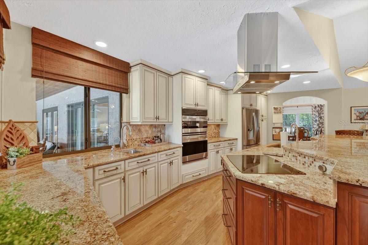 11214 LEPRECHAUN DR, RIVERVIEW, FL, 33569