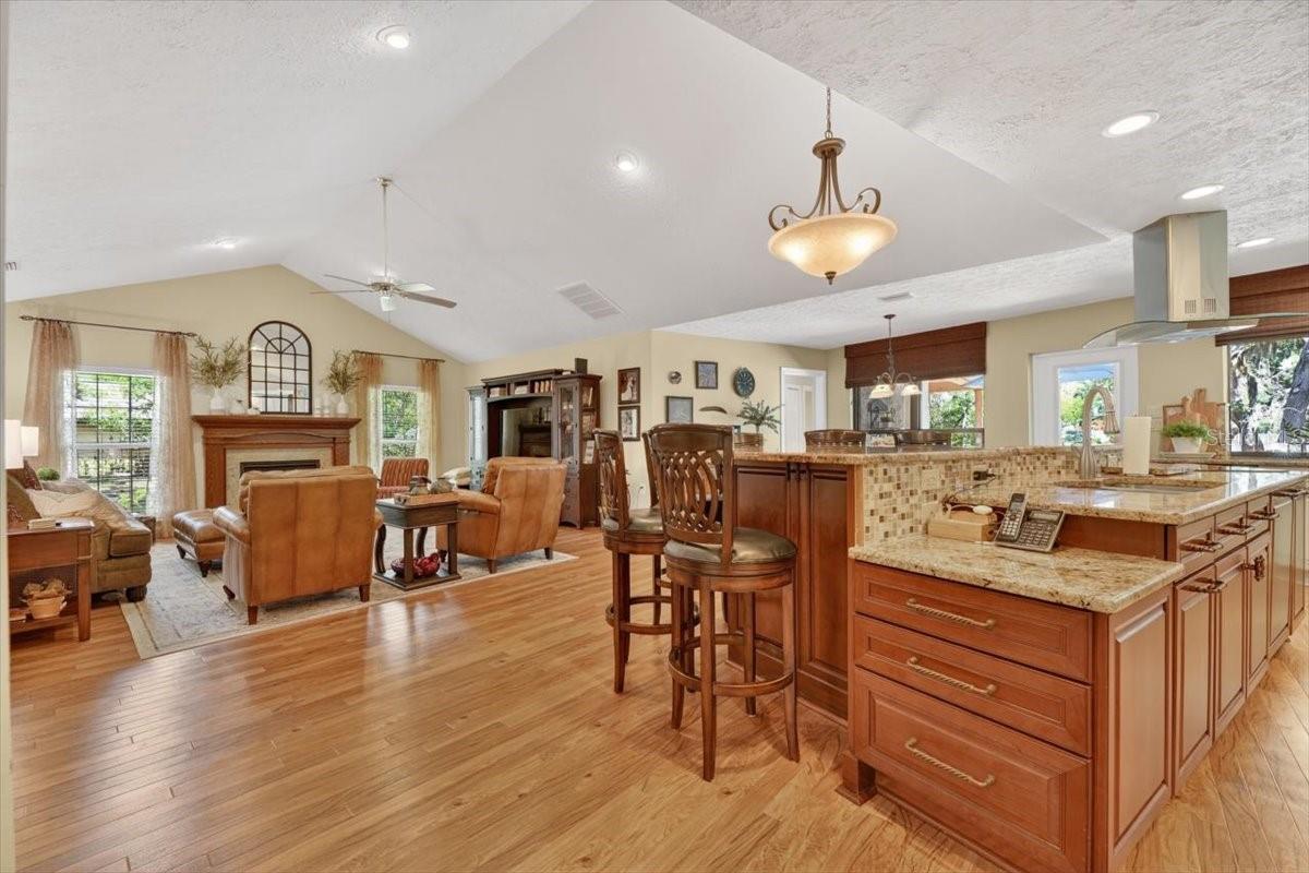 11214 LEPRECHAUN DR, RIVERVIEW, FL, 33569