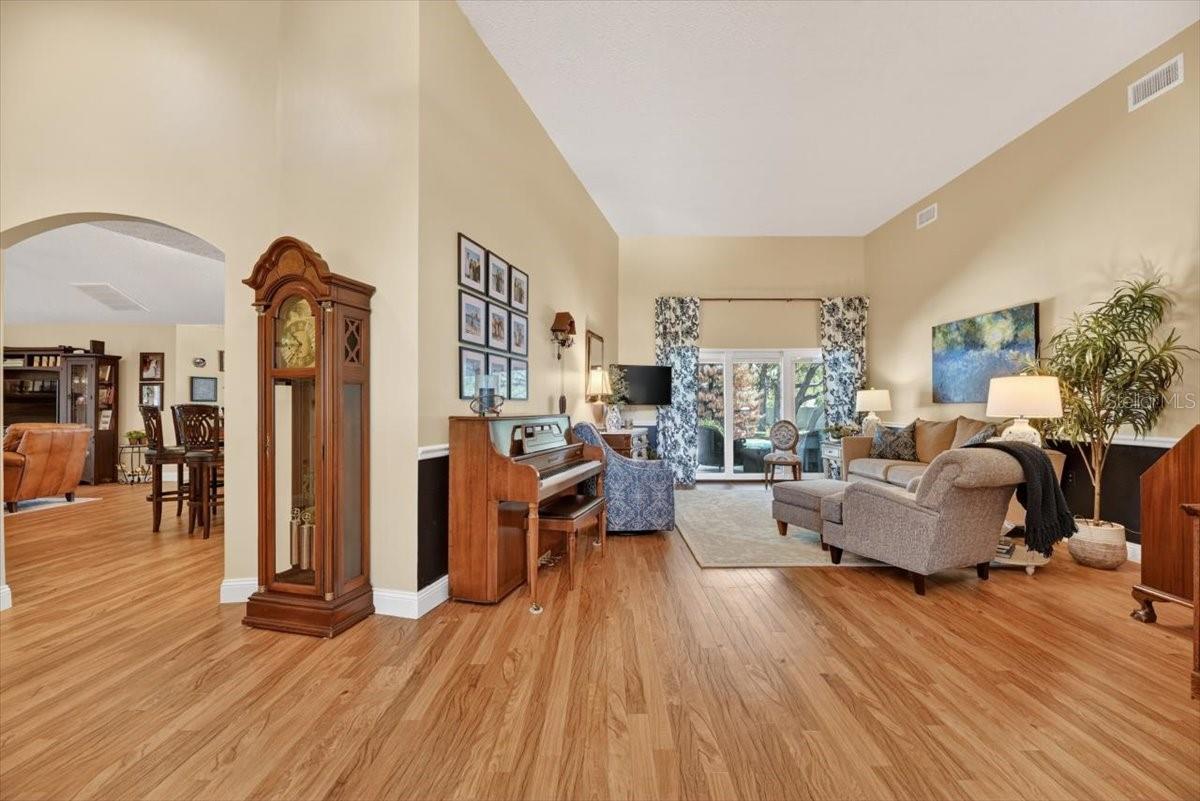 11214 LEPRECHAUN DR, RIVERVIEW, FL, 33569