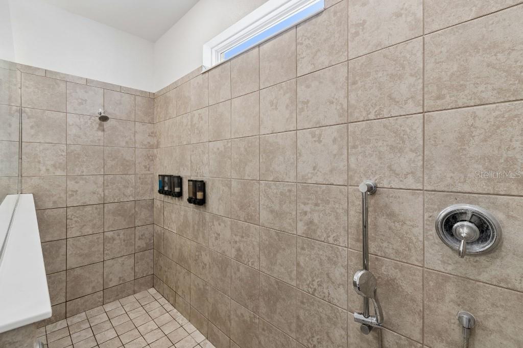 1101 LONE PALM WAY, ST CLOUD, FL, 34771