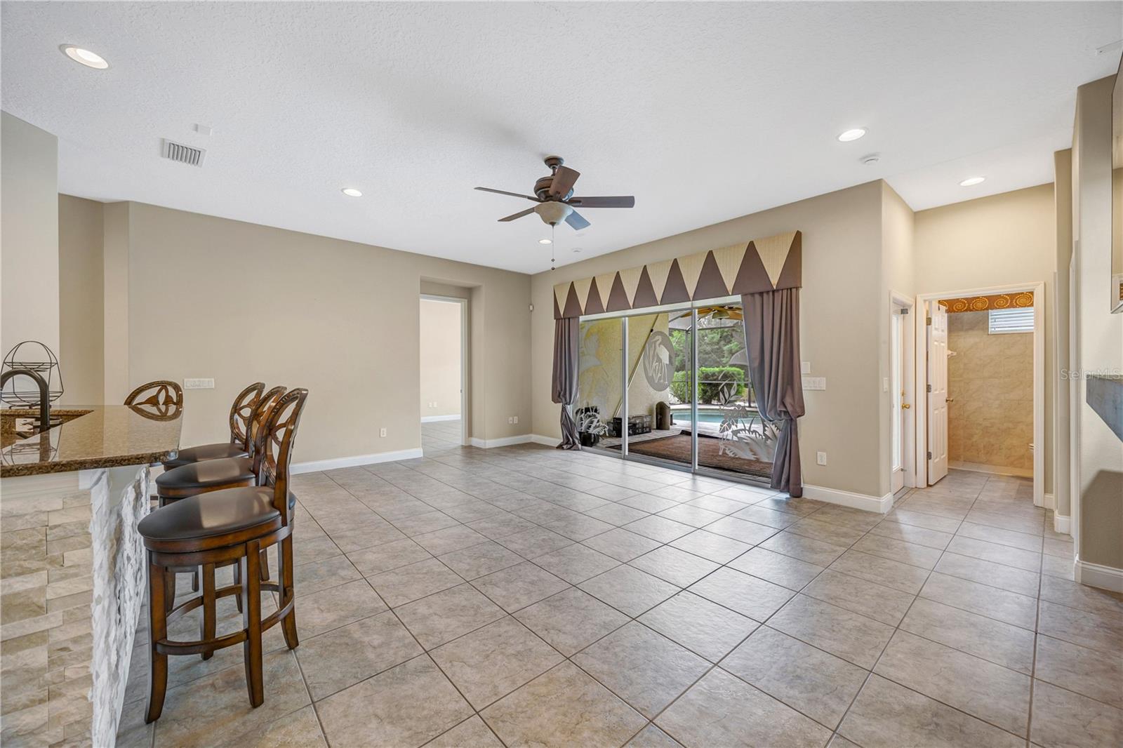 27438 SORA BLVD, WESLEY CHAPEL, FL, 33544