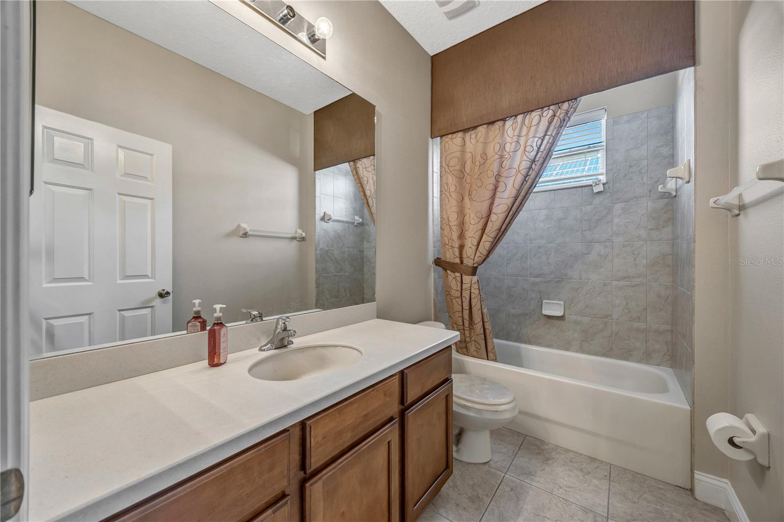 27438 SORA BLVD, WESLEY CHAPEL, FL, 33544