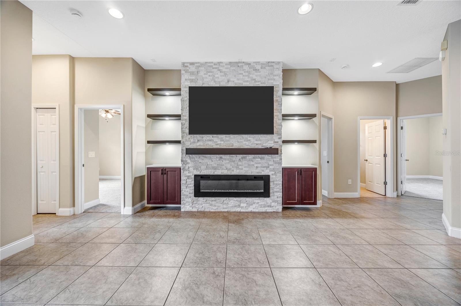 27438 SORA BLVD, WESLEY CHAPEL, FL, 33544
