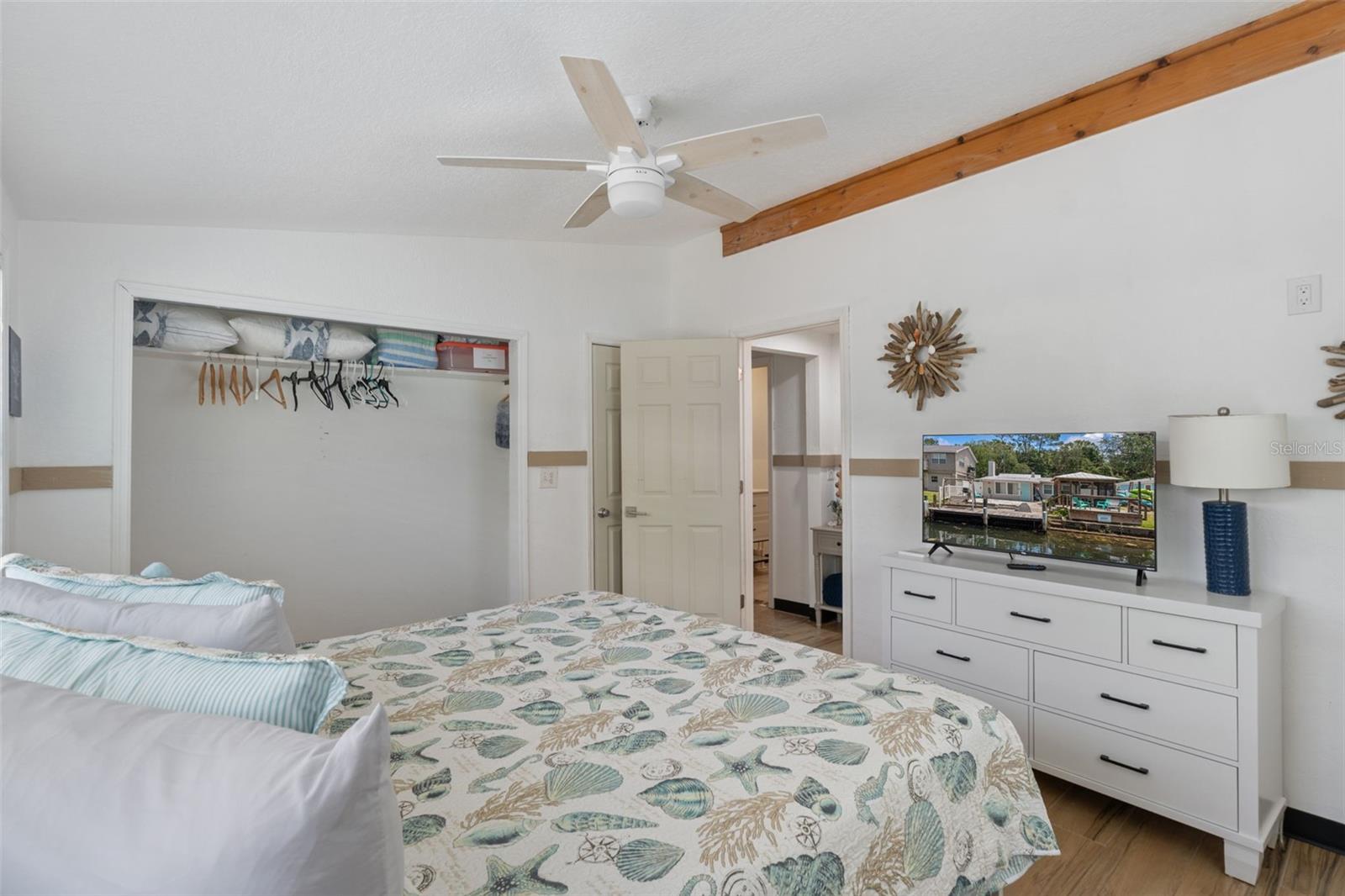 6245 WAVERLY RD, WEEKI WACHEE, FL, 34607