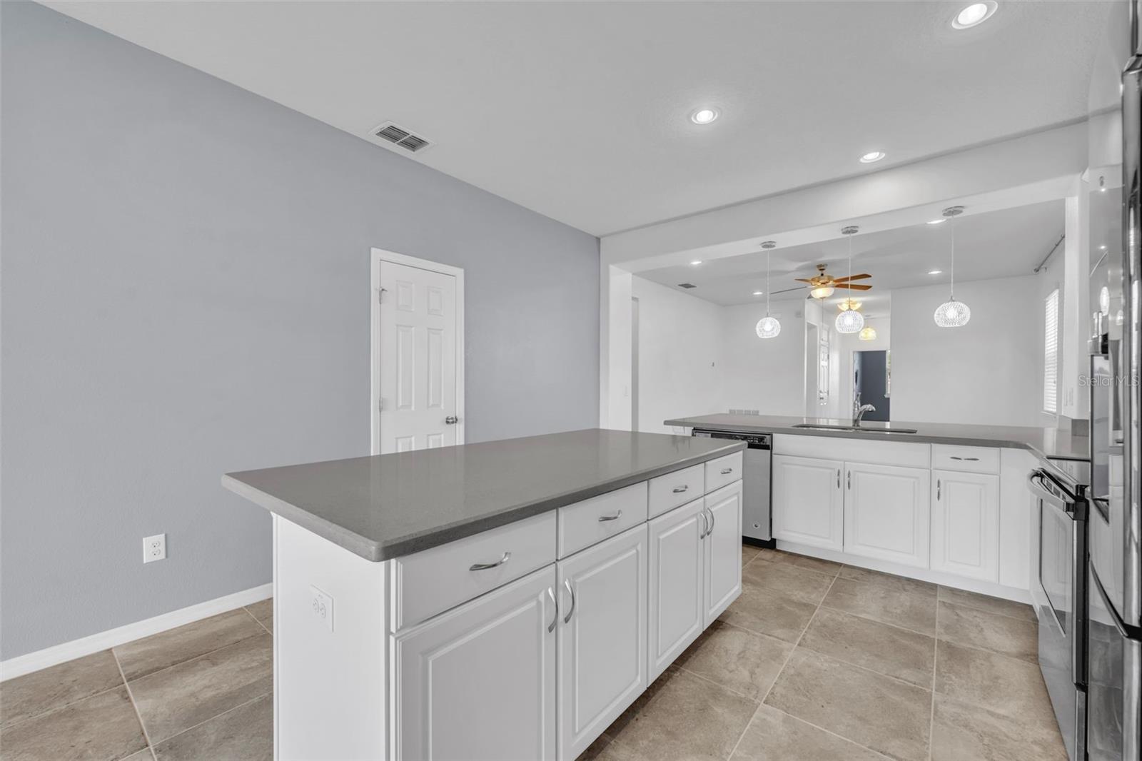 2548 NOUVEAU WAY, KISSIMMEE, FL, 34741