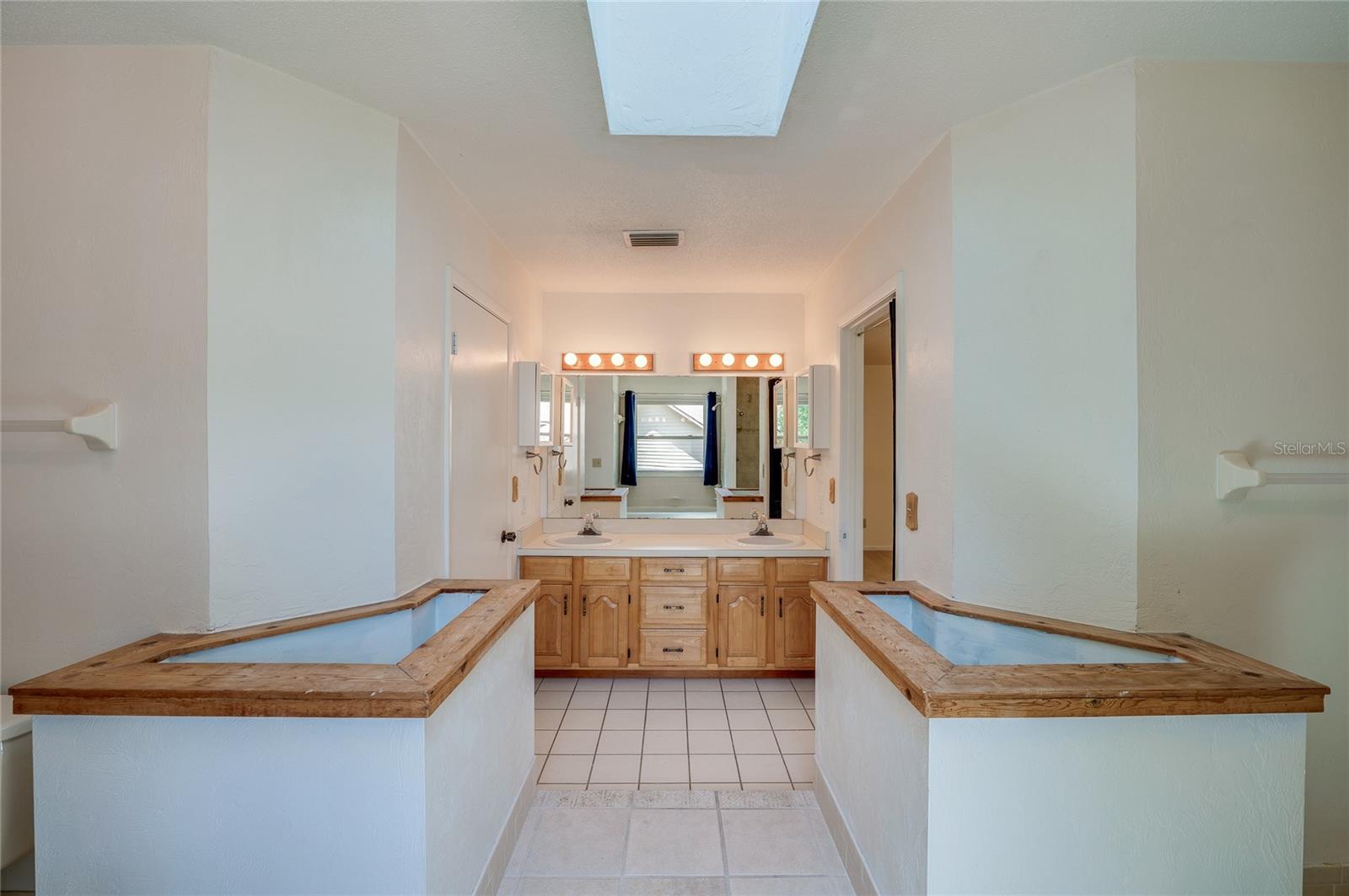 7 WATERFRONT CT, ORMOND BEACH, FL, 32174