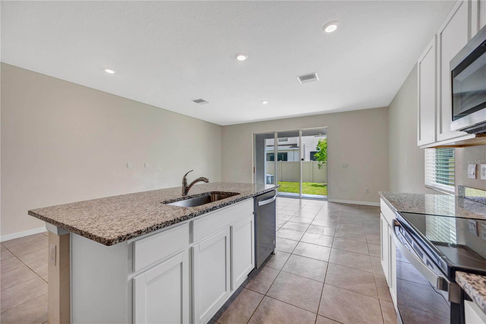 1466 COLT CREEK PL, WESLEY CHAPEL, FL, 33543