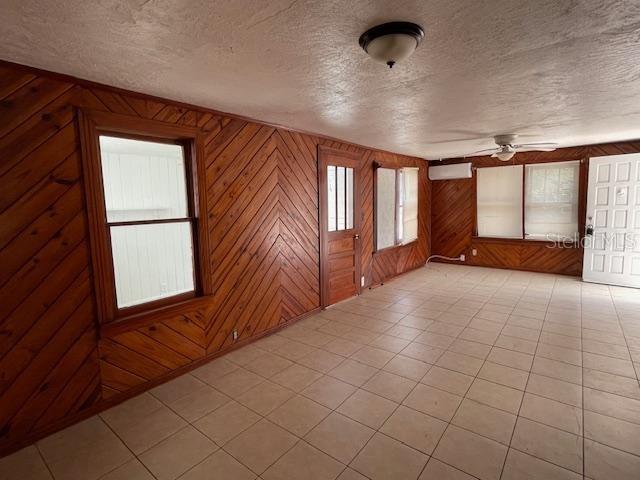 908 E FLORA ST, TAMPA, FL, 33604