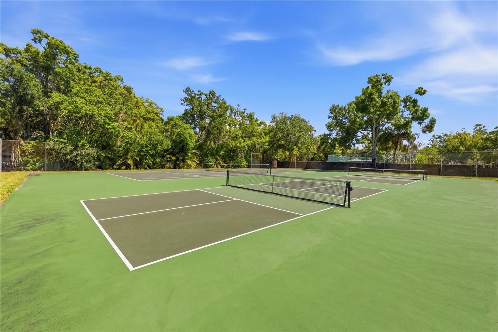 1749 LONG BOW LN, CLEARWATER, FL, 33764