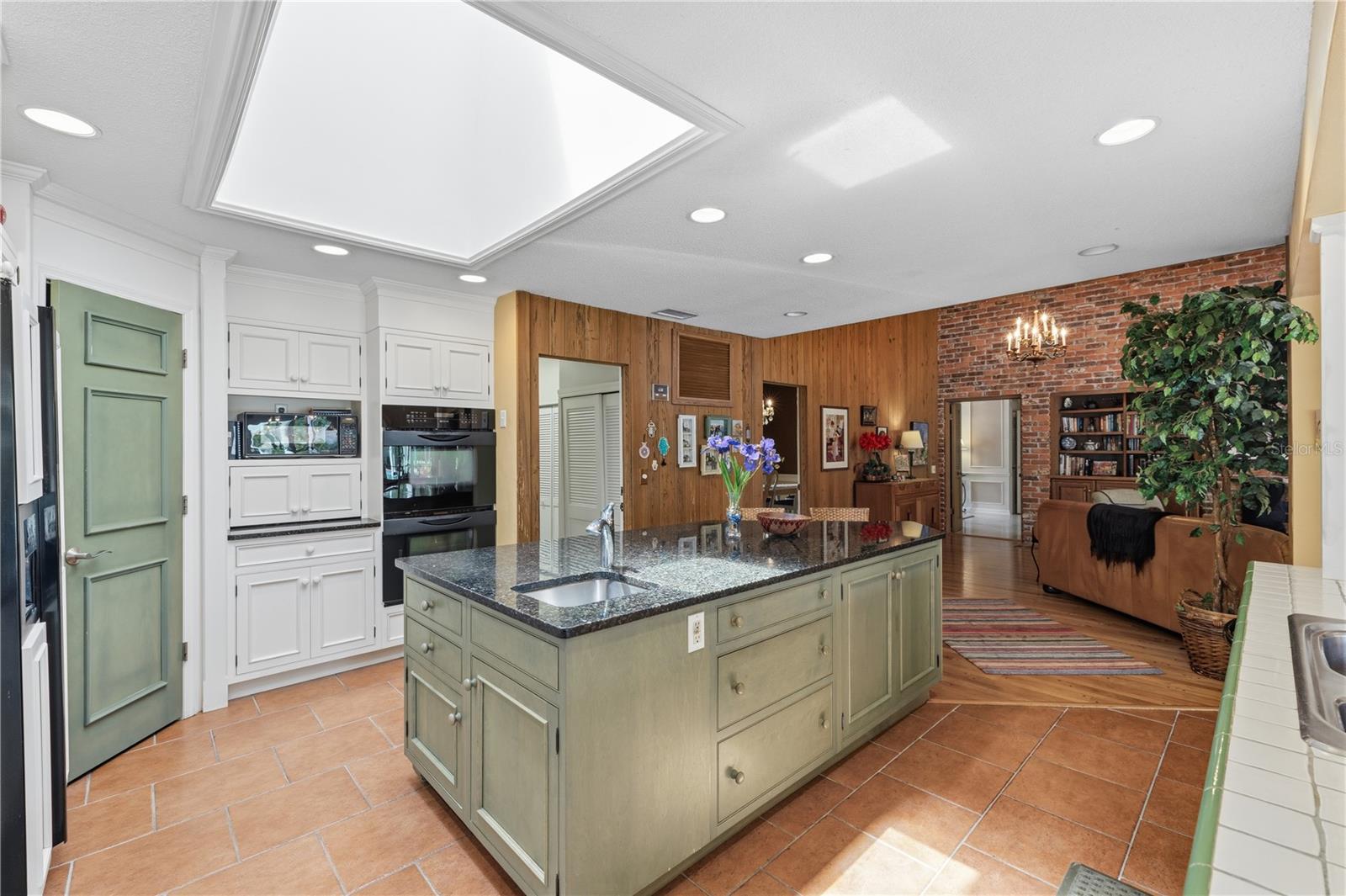 1749 LONG BOW LN, CLEARWATER, FL, 33764