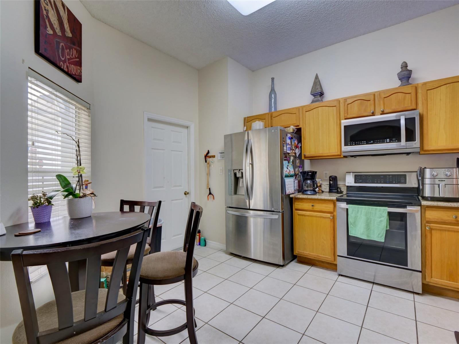 1804 LAKE VILLA DR, TAVARES, FL, 32778