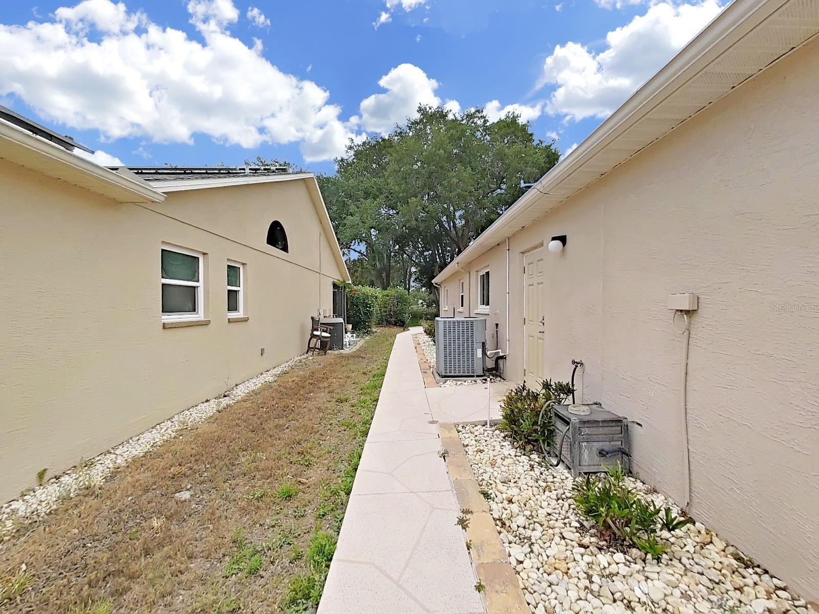 9133 TOURNAMENT DR, HUDSON, FL, 34667