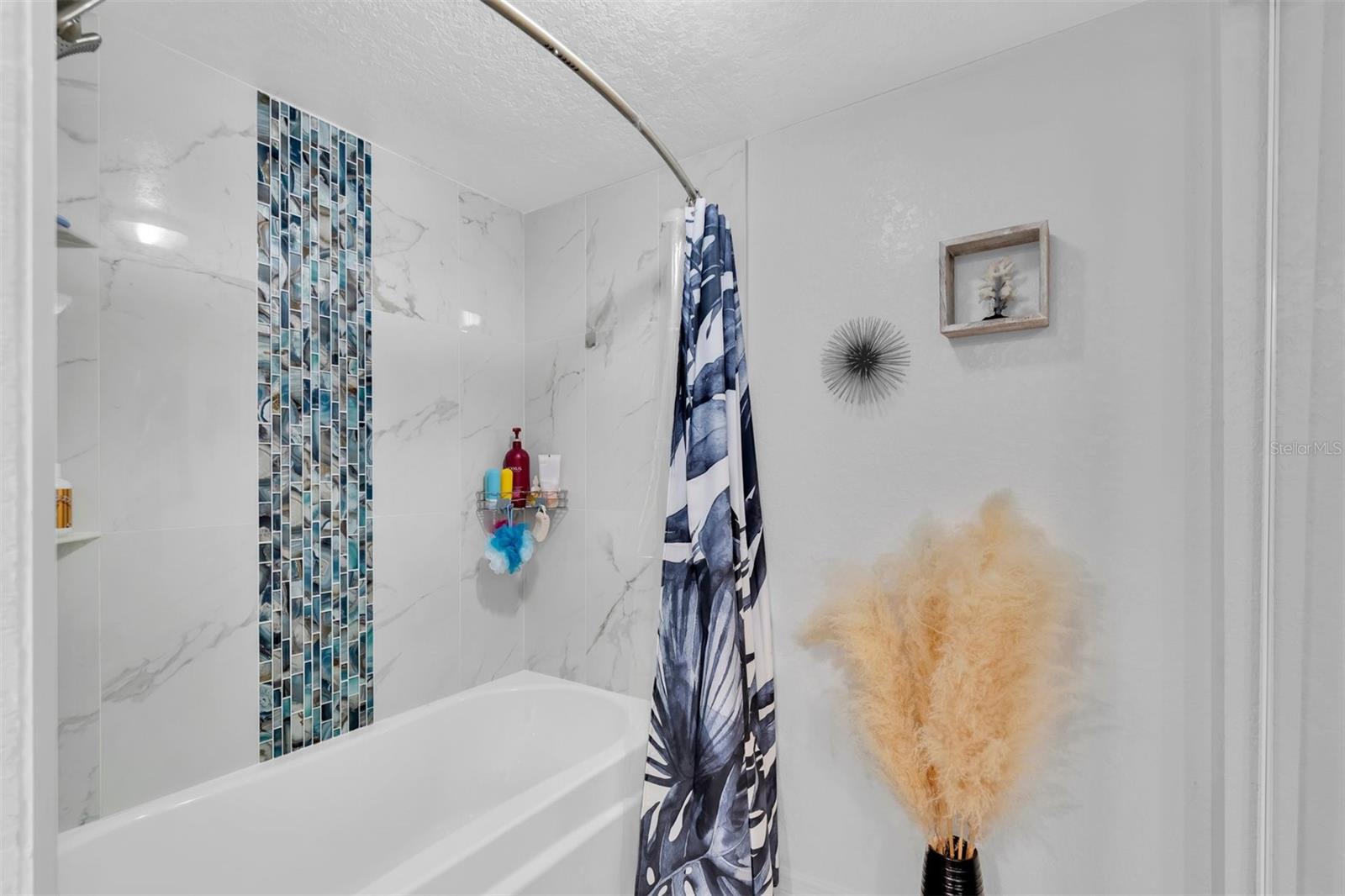 9476 TRADEWINDS AVE, SEMINOLE, FL, 33776
