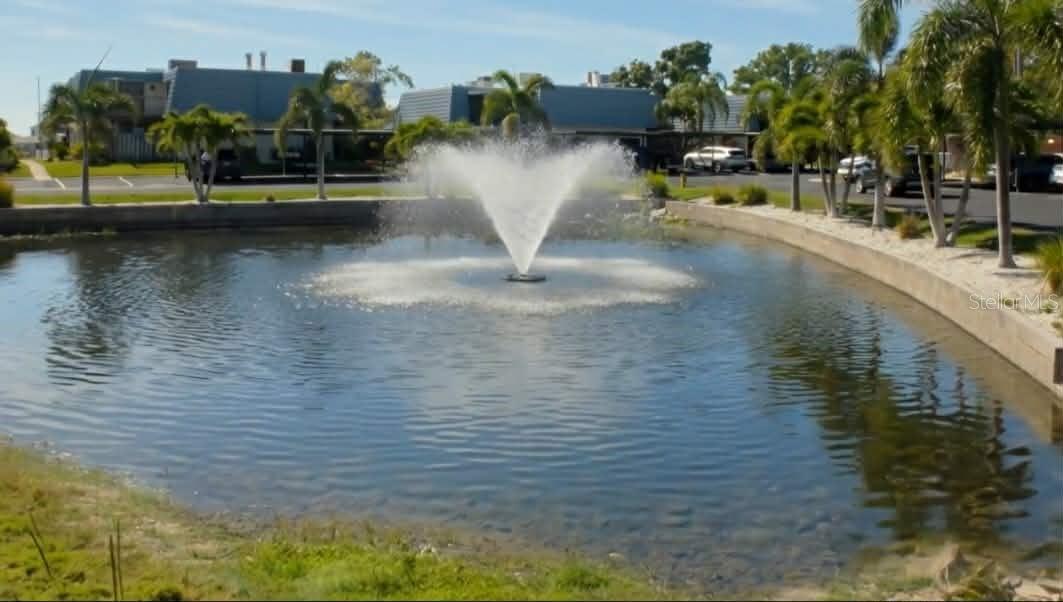 9476 TRADEWINDS AVE, SEMINOLE, FL, 33776