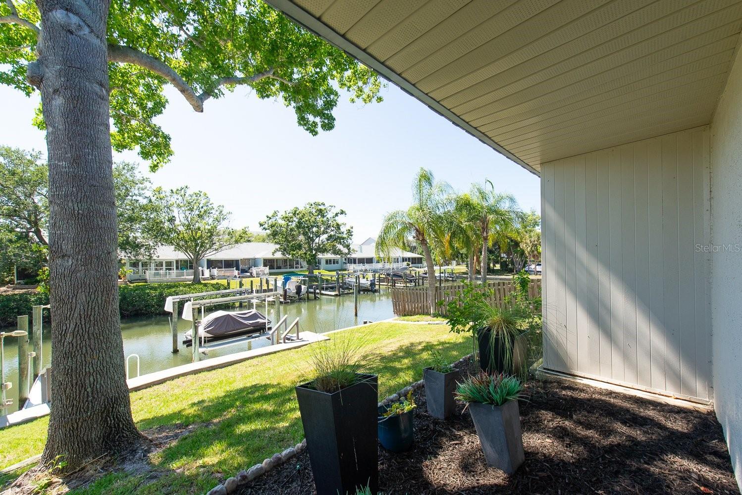 9476 TRADEWINDS AVE, SEMINOLE, FL, 33776