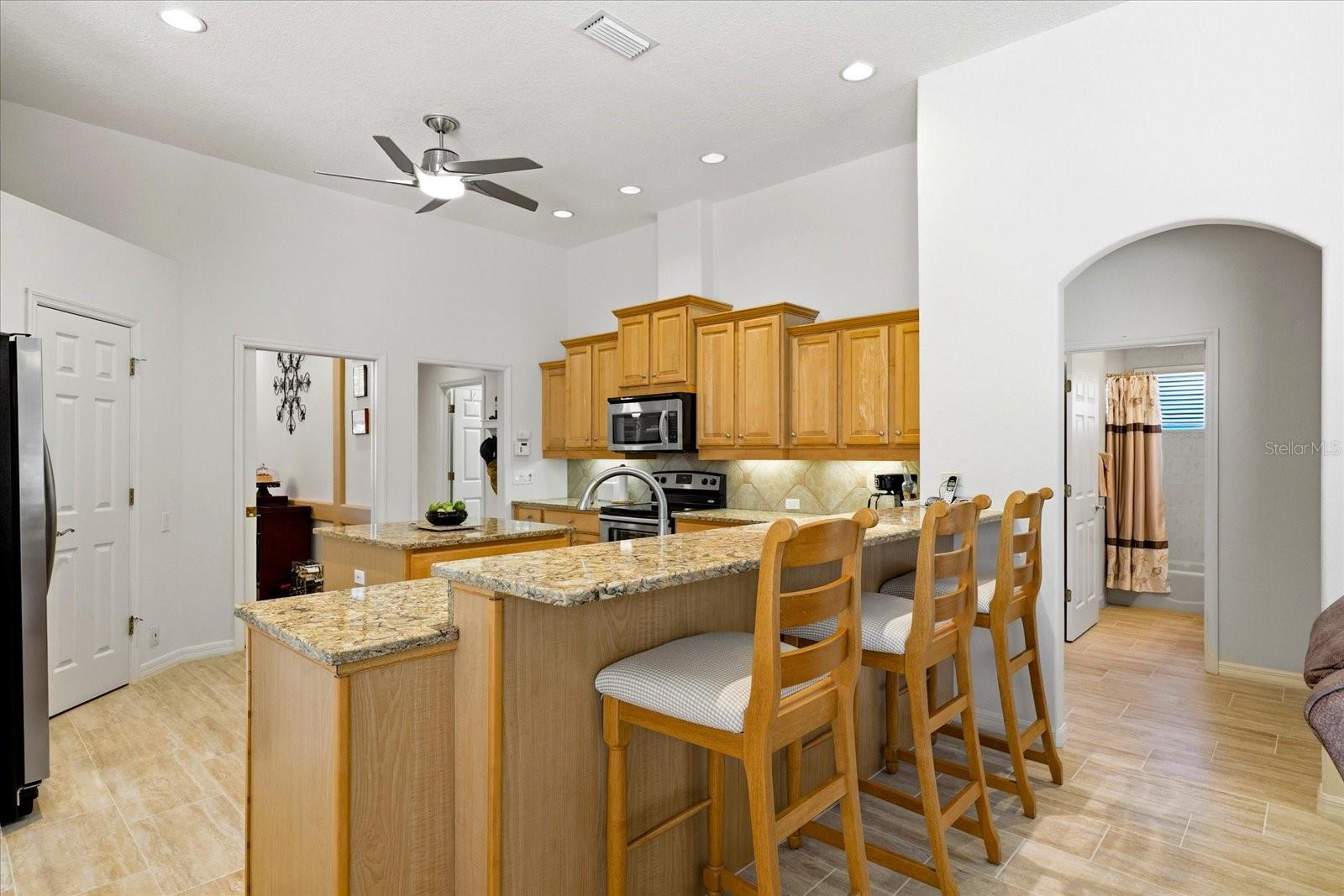 10010 CHERRY HILLS AVENUE CIR, BRADENTON, FL, 34202