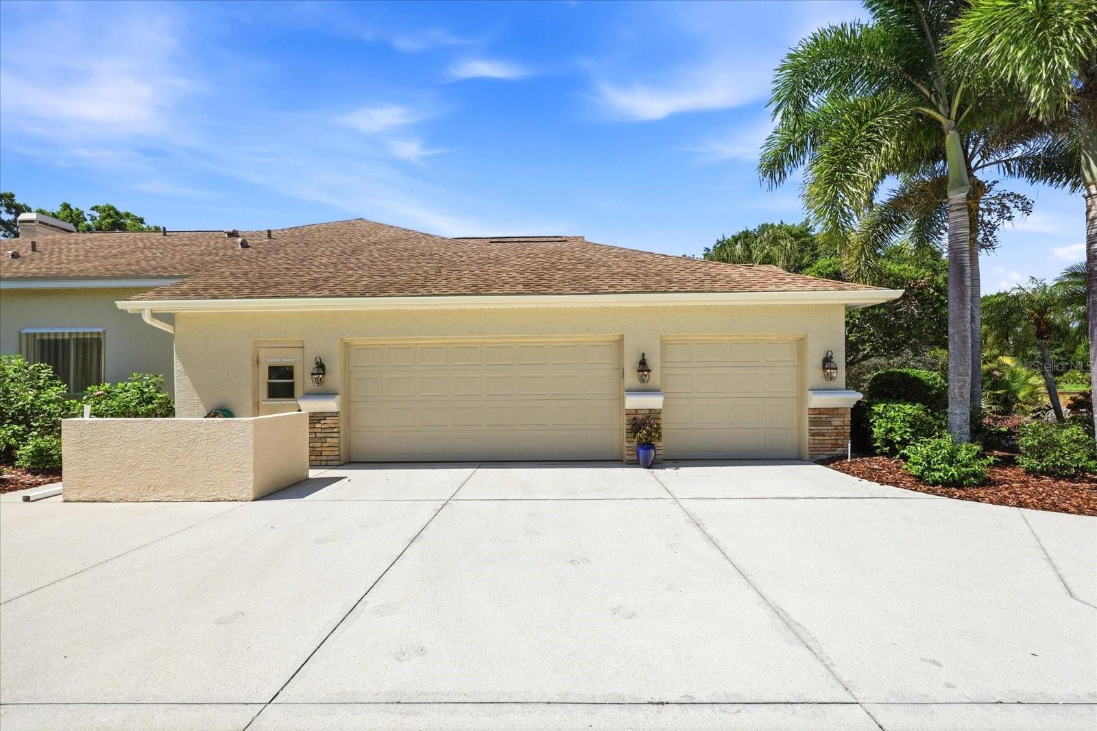 10010 CHERRY HILLS AVENUE CIR, BRADENTON, FL, 34202