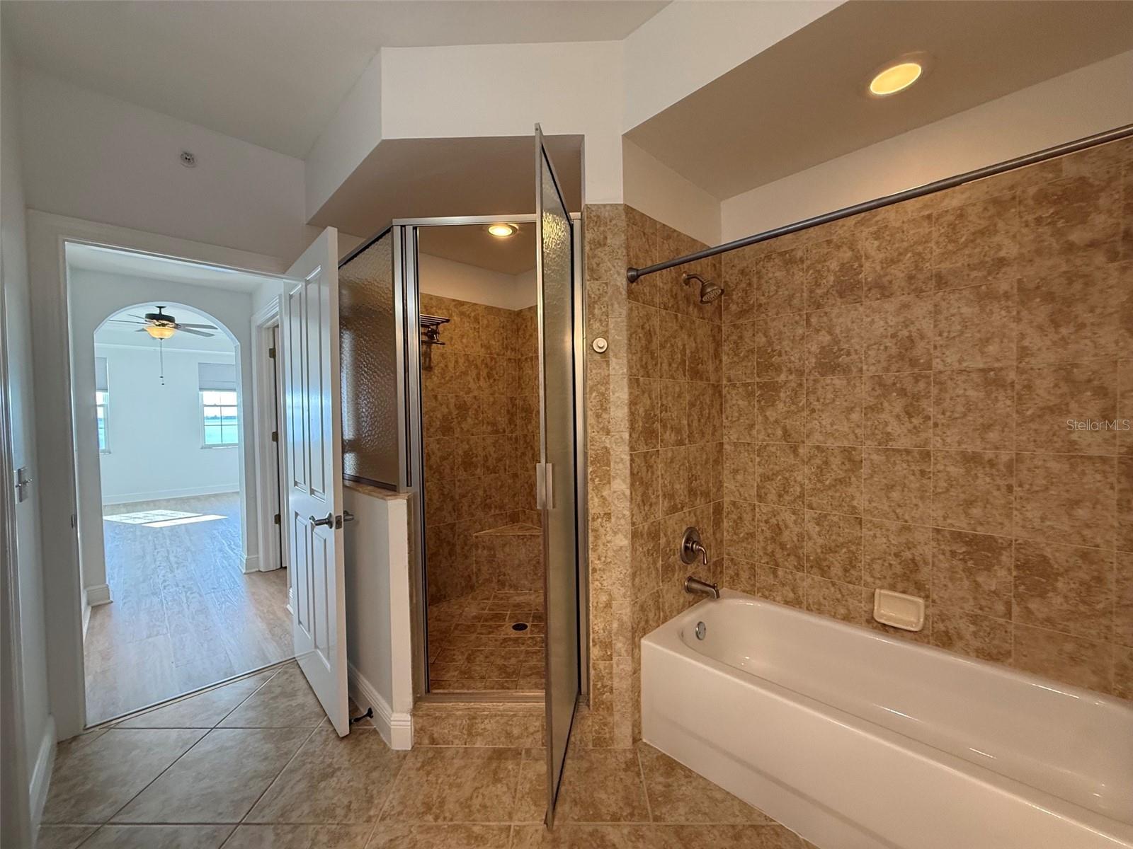 5116 MELBOURNE ST #B-204, PORT CHARLOTTE, FL, 33980