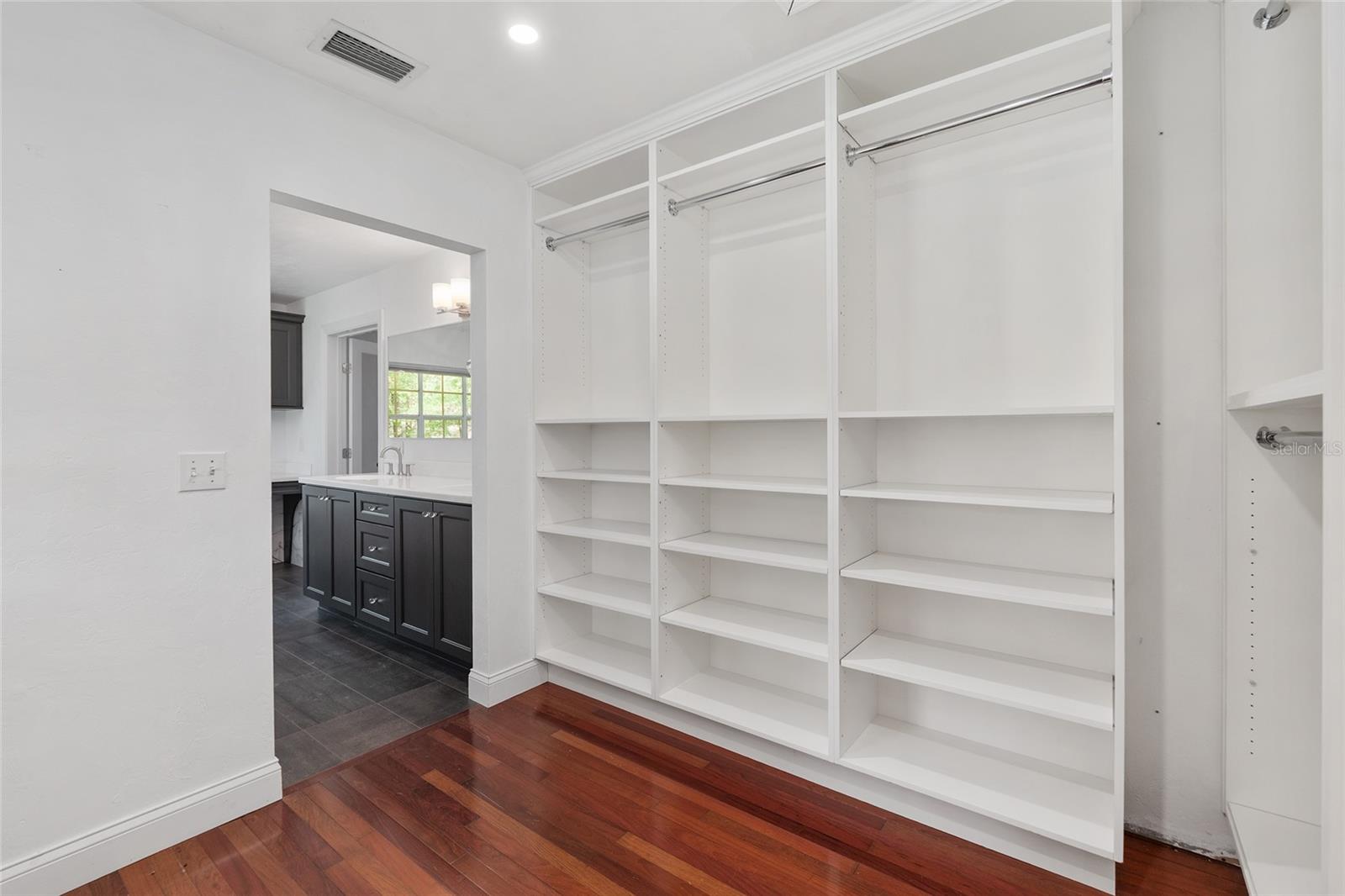 1123 NW 58TH TER, GAINESVILLE, FL, 32605
