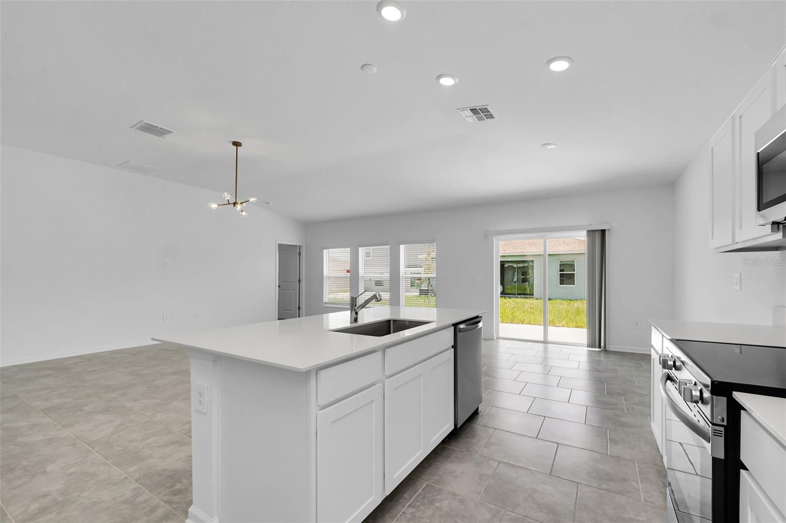 243 HAYLEY ST, WINTER HAVEN, FL, 33884