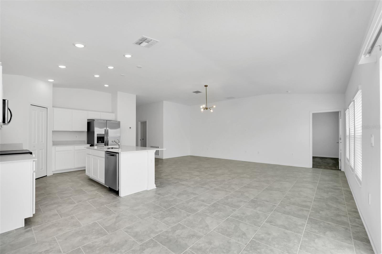 243 HAYLEY ST, WINTER HAVEN, FL, 33884
