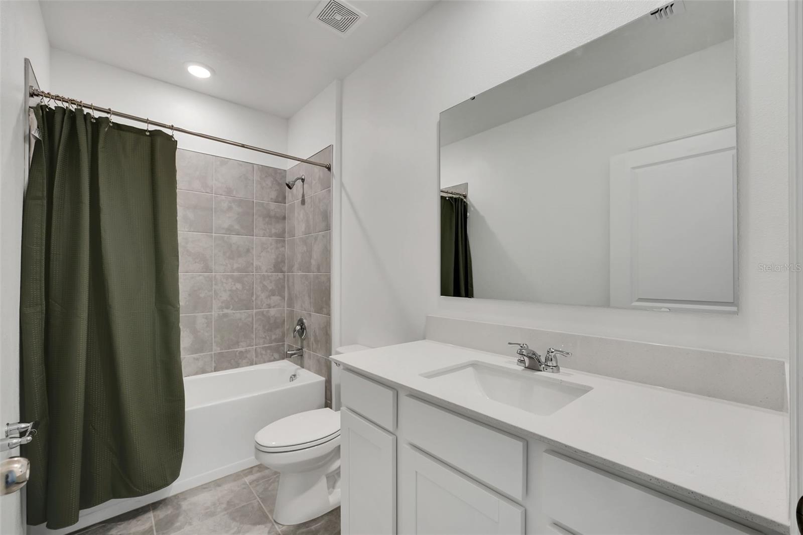 243 HAYLEY ST, WINTER HAVEN, FL, 33884