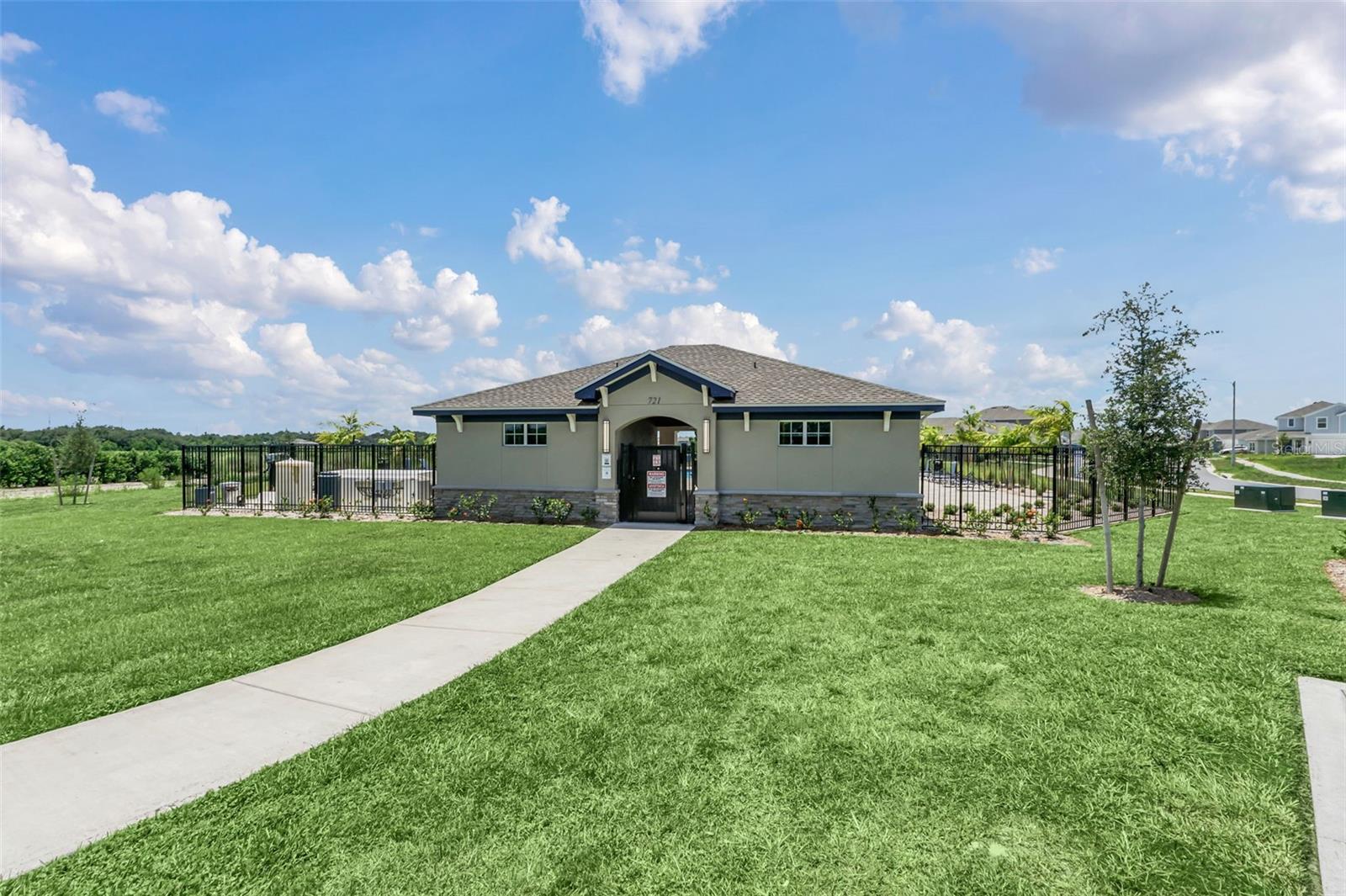 243 HAYLEY ST, WINTER HAVEN, FL, 33884